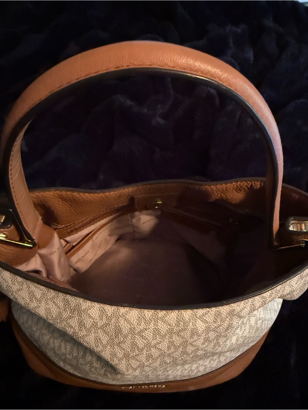 Michael Kors Beige Signature Logo and Acorn Leather Shoulder Hobo - Picture 2 of 4